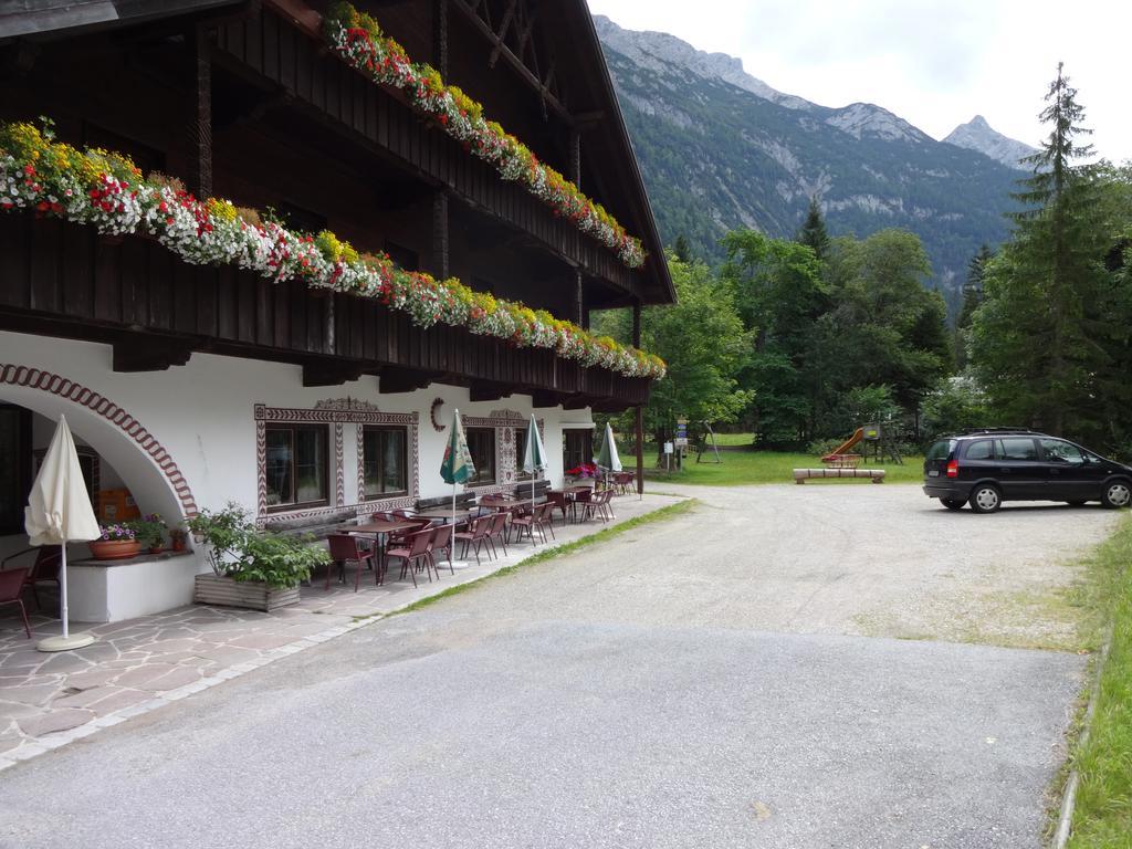 Gasthof zur Mühle Leutasch Exterior foto